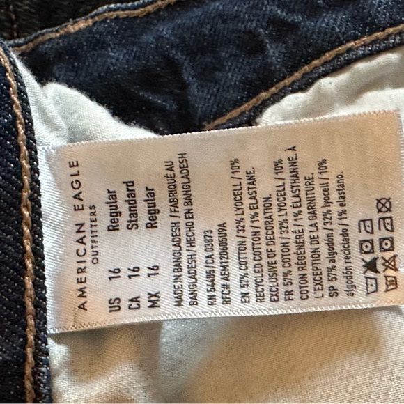 American Eagle Outfitters Dark Blue Denim super high-rise ankle straight Sz 16R - Picture 3 of 7